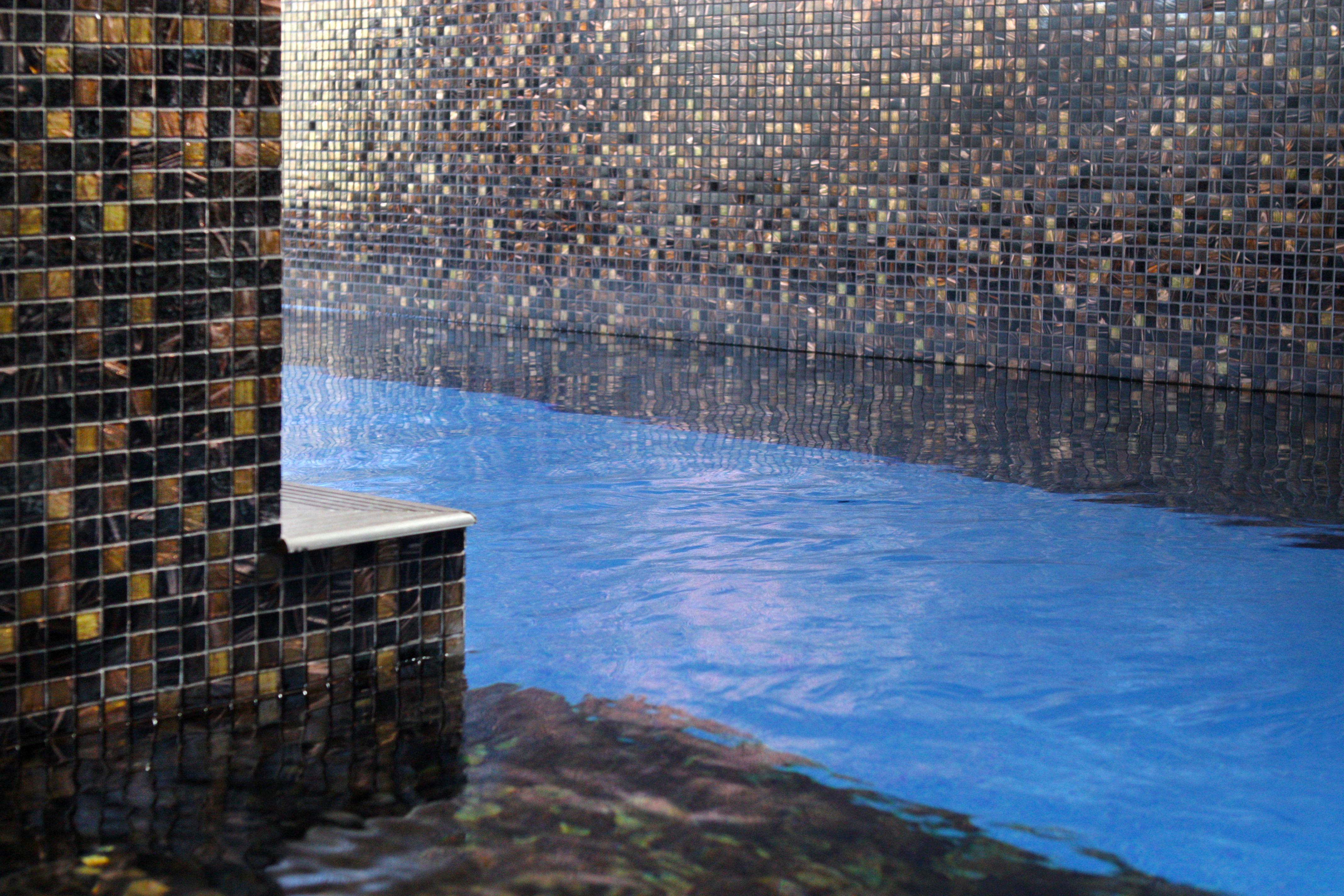 卡斯卡伊斯东望洋圣母湾精品酒店 卡斯凯什 外观 照片 A mosaic tiled pool