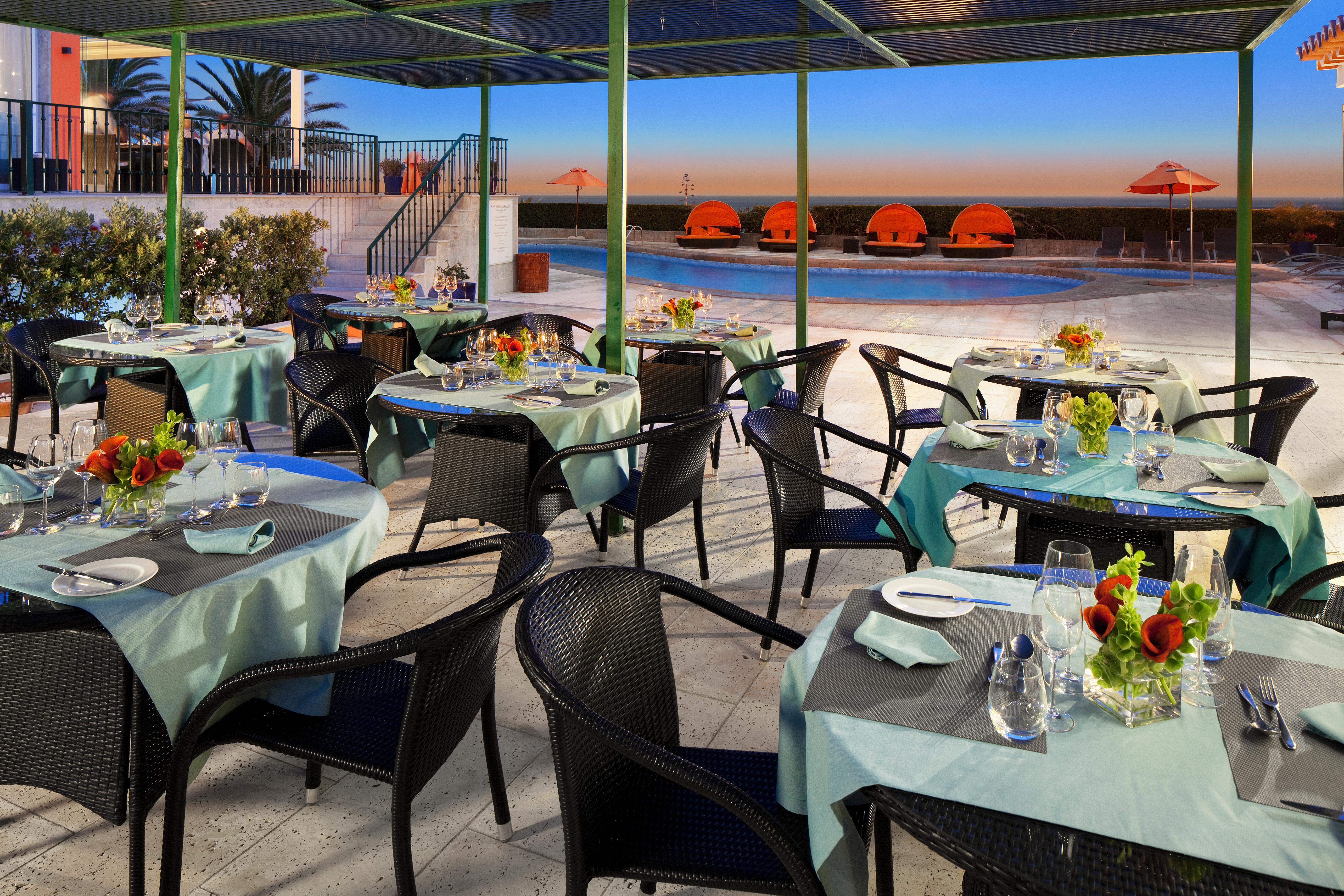 卡斯卡伊斯东望洋圣母湾精品酒店 卡斯凯什 外观 照片 The poolside restaurant